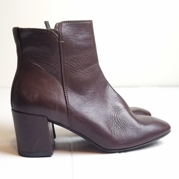THE SELLER Designer Leather Ankle Boots - Picture 1 of 11